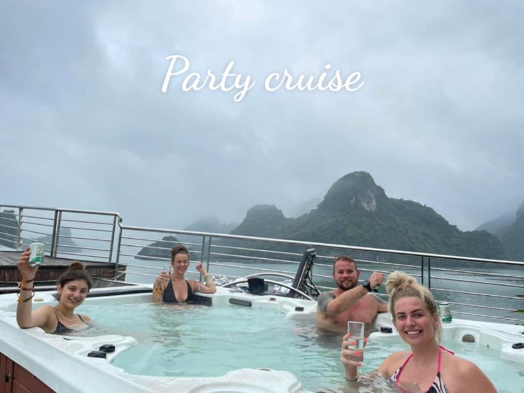 Bbq Hostel Ha Long Eksteriør billede